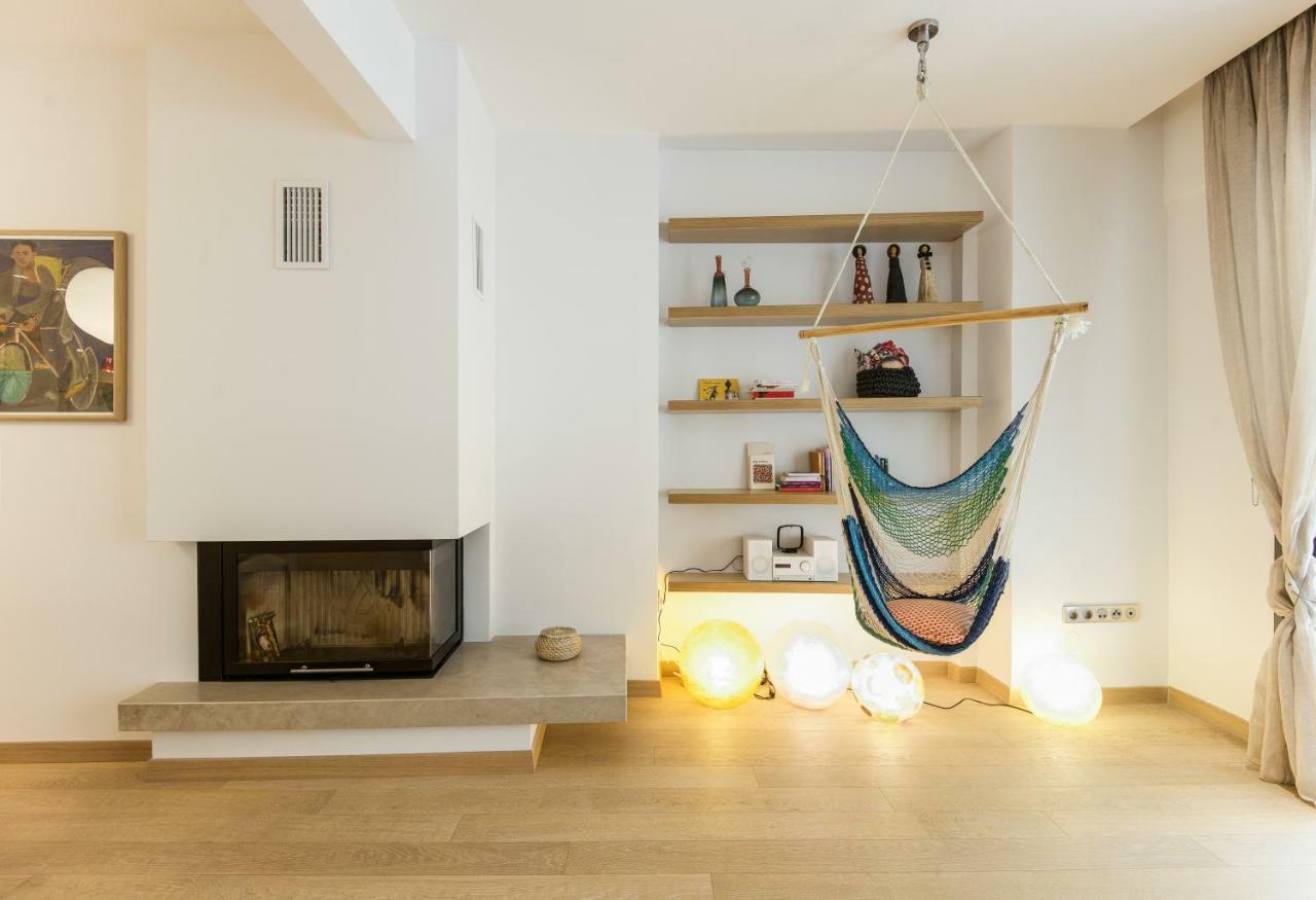 Stylish 3-Bedroom Apartment & Terrace Thessaloníki Eksteriør bilde
