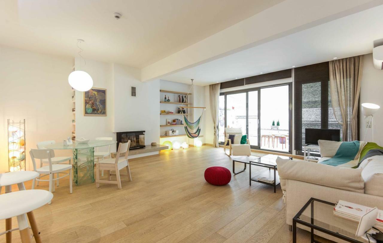 Stylish 3-Bedroom Apartment & Terrace Thessaloníki Eksteriør bilde